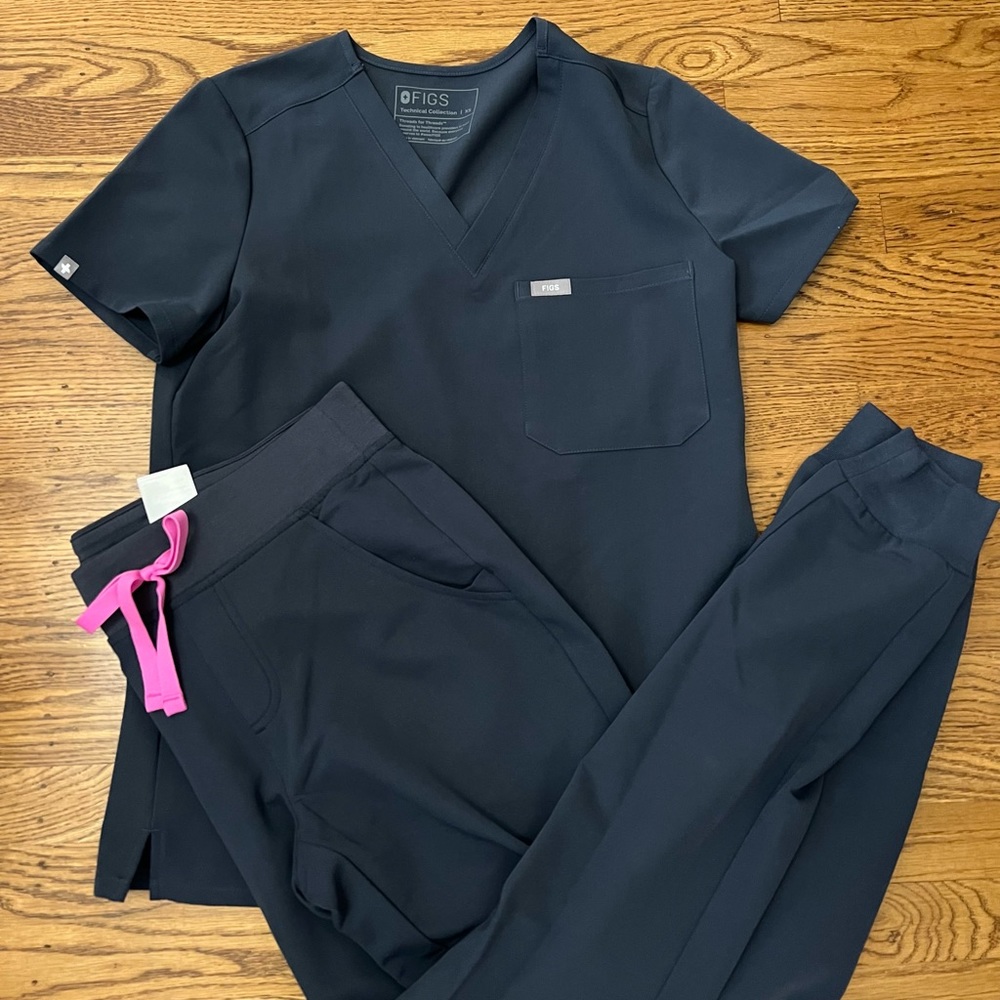 FIGS SET XS